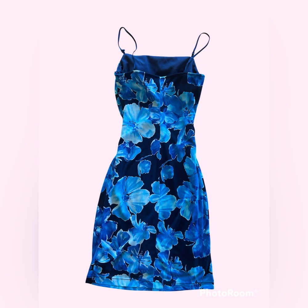 City Triangles Blue Floral Mini Dress - Picture 2 of 4